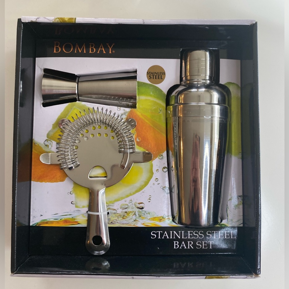 NWT - Stainless Steel Cocktail 3 Piece Set; shaker, jigger, & strainer; in box